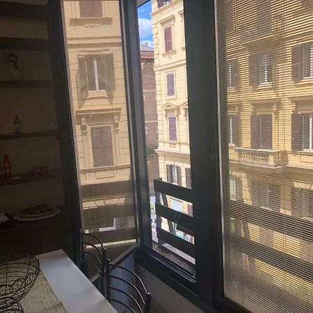 Visconti Apartment. Rome Bagian luar foto