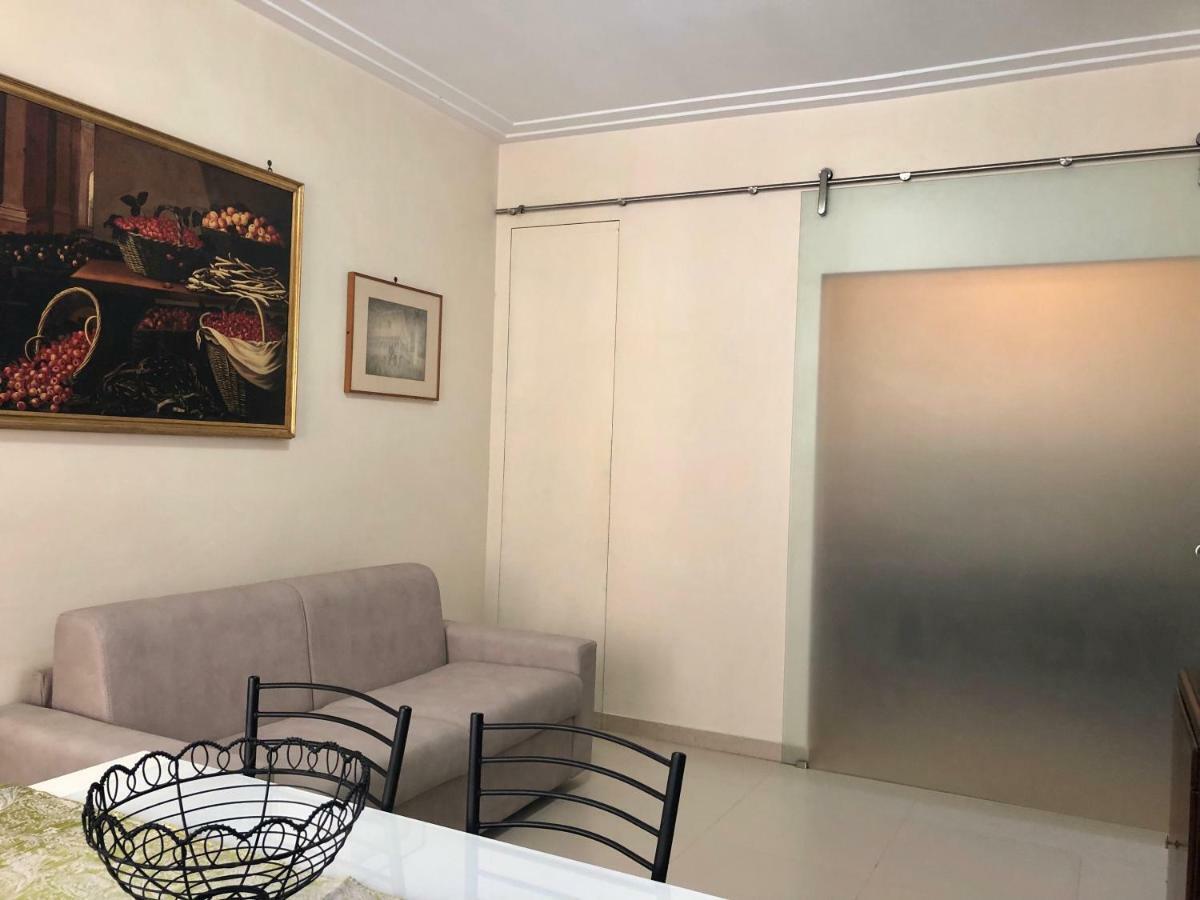 Visconti Apartment. Rome Bagian luar foto