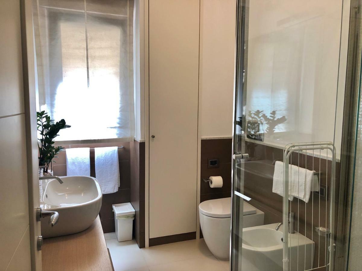 Visconti Apartment. Rome Bagian luar foto