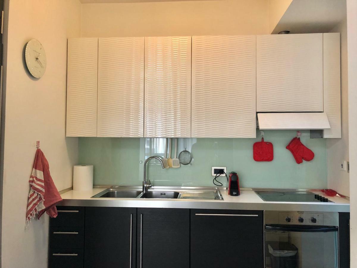 Visconti Apartment. Rome Bagian luar foto