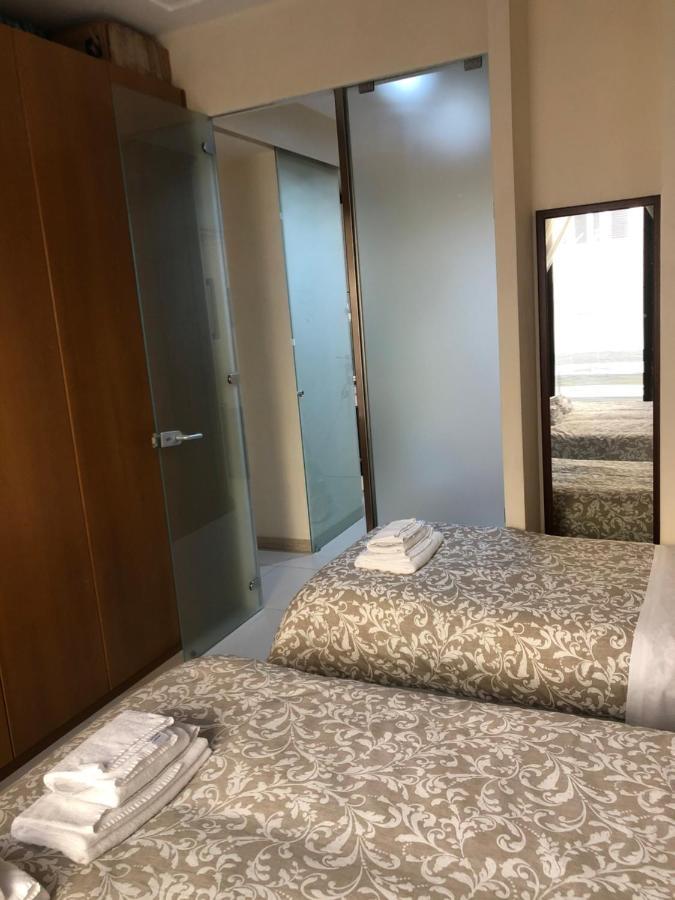 Visconti Apartment. Rome Bagian luar foto